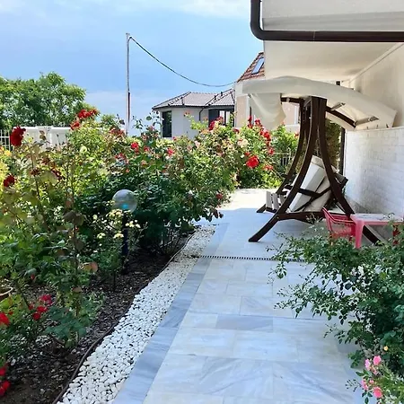 Appartamento Luxury In Emerald Hills