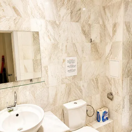 Luxury In Emerald Hills Apartament *