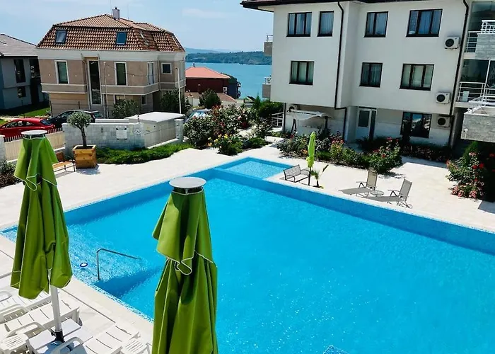 Appartamento Luxury In Emerald Hills *